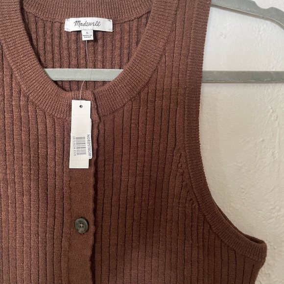 Madewell Kendale Button-Front Crop Sweater Tank - Picture 5 of 8